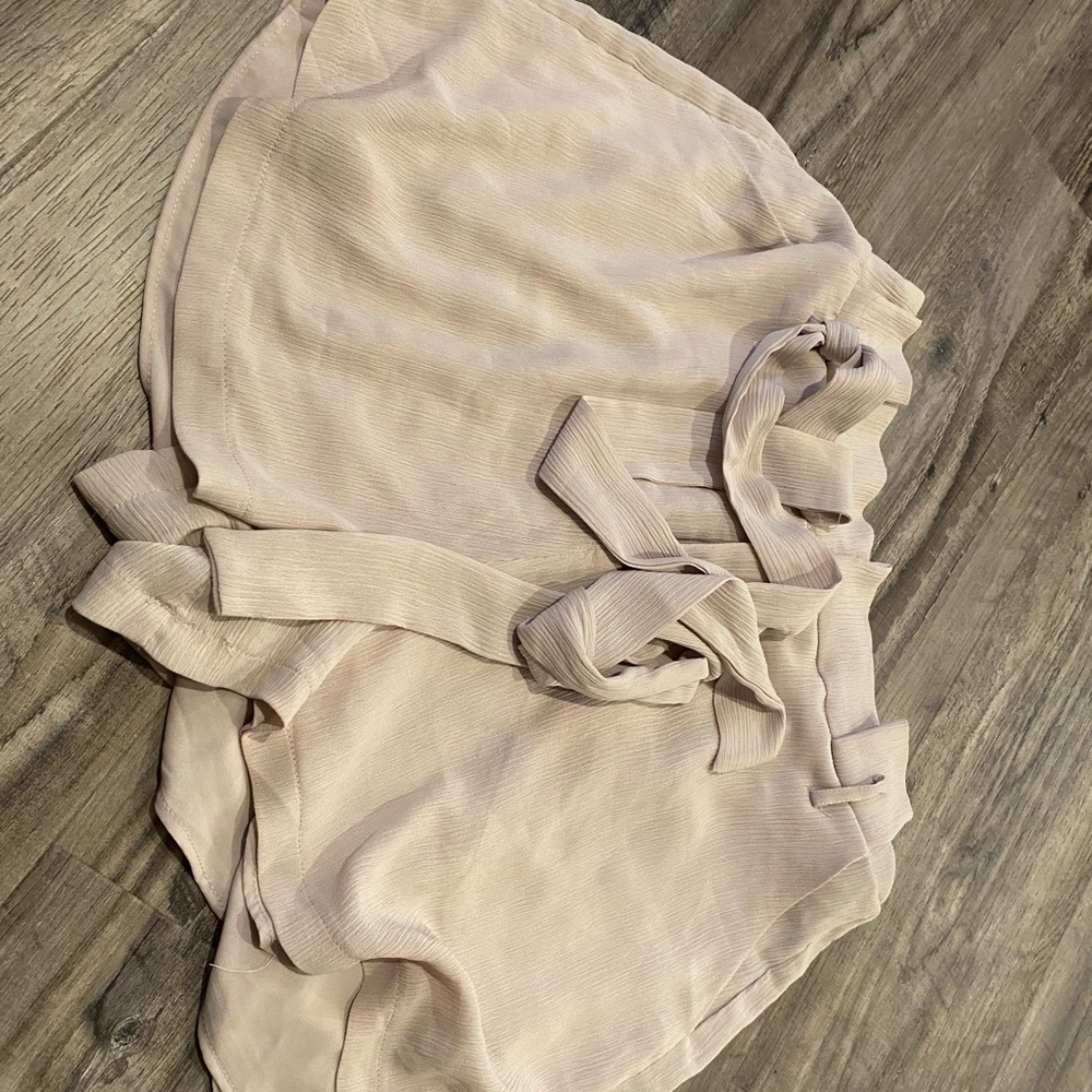 Lush paper bag waist shorts - XL